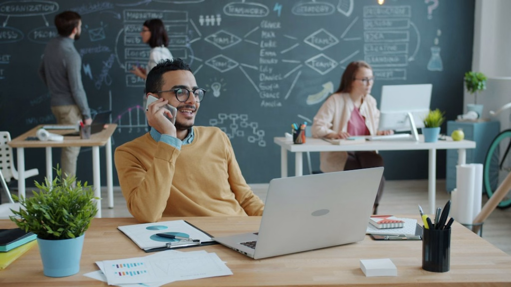 cloud based voip services